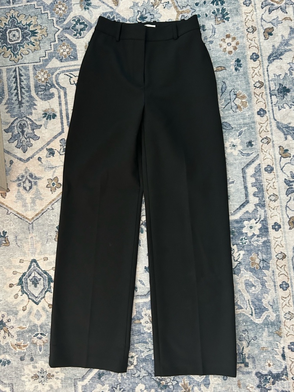 Aritzia Babaton Agency Pants